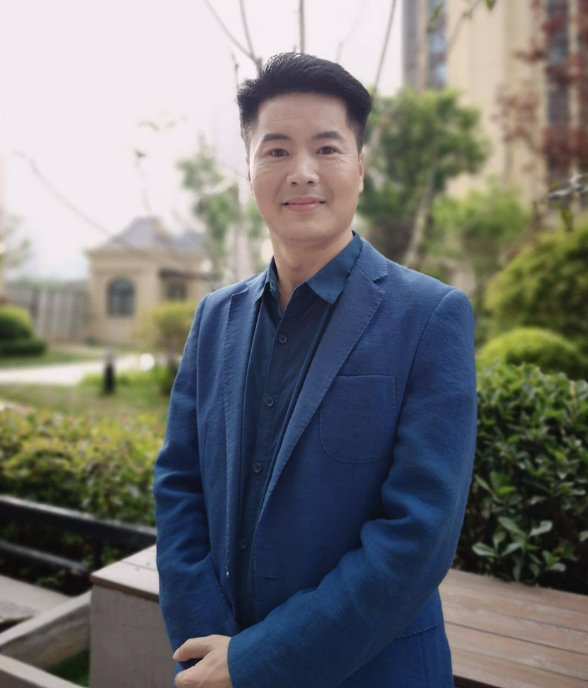 從數字看見生命的重量：薛秉融用碳權守護蔚藍天空的永續之路